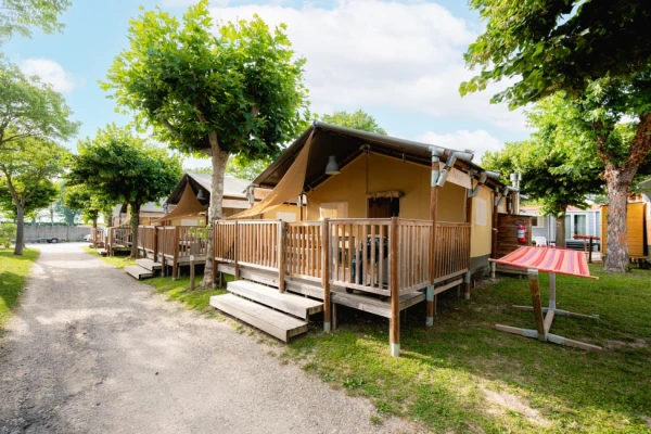 Sunny-Selection-Sale-Villatent