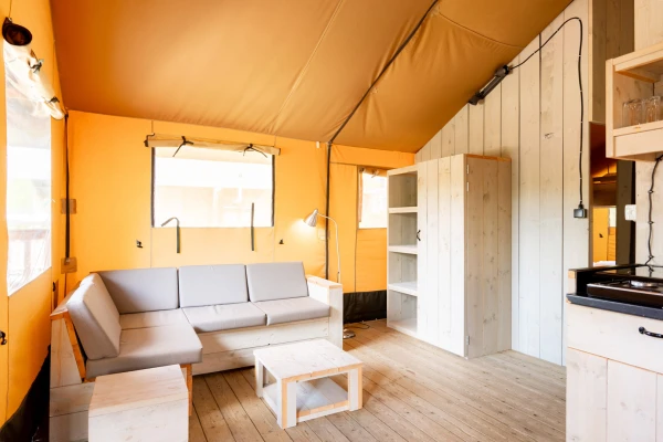 4. Nomad - woonkamer hoekbank overzicht