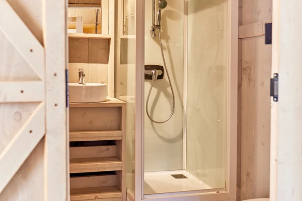 7. Outback 5p. - badkamer verticaal