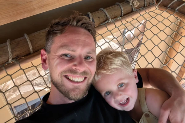 villatent-ranger-geuldal-limburg-net-vader-kind