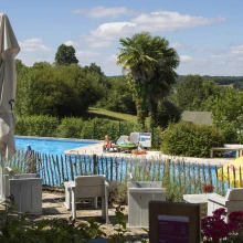 Camping Lestaubièere   Zwembad Met Mensen