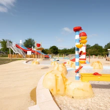 Rcn Schotsman Zwembad Speeltoestellen