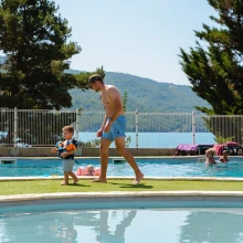 La Presquile Zwembad Sfeer